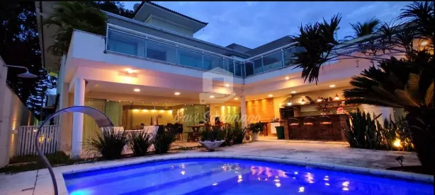 Casa de Condomínio com 4 Quartos à venda, 300m² no Maravista, Niterói