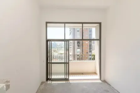 Kitnet com 1 Quarto à venda, 32m² no Jardim das Acácias, São Paulo