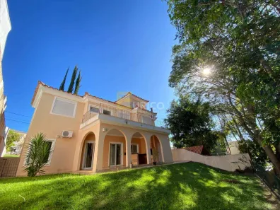 Casa de Condomínio com 2 Quartos à venda, 200m² no Bosque, Vinhedo