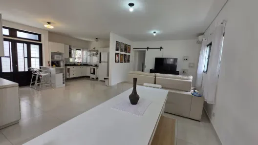Casa com 3 Quartos à venda, 250m² no Santo Amaro, São Paulo