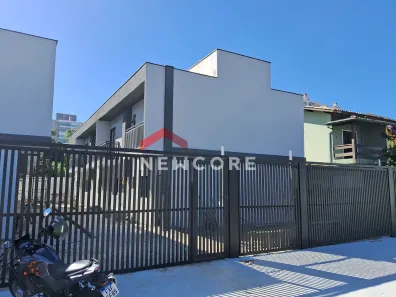 Casa de Condomínio com 2 Quartos à venda, 90m² no Centro, Bertioga