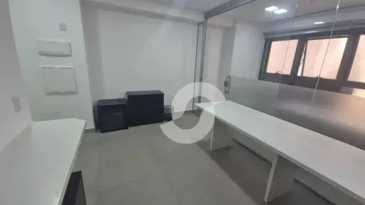 Sala Comercial à venda, 25m² no São Domingos, Niterói