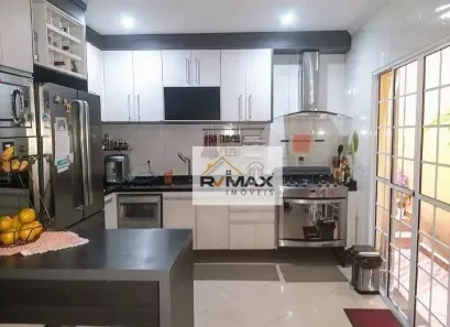 Sobrado com 3 Quartos à venda, 165m² no Vila Menck, Osasco