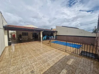 Casa com 3 Quartos à venda, 245m² no Jardim Maravilha, Bauru