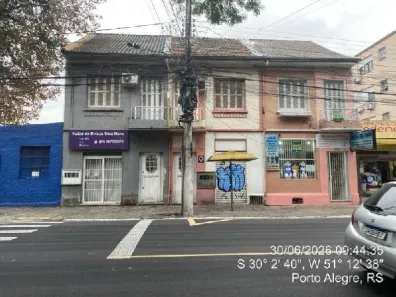 Casa com 2 Quartos à venda, 108m² no Farroupilha, Porto Alegre