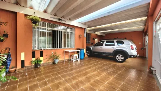 Casa com 2 Quartos à venda, 162m² no Vila Pires, Santo André