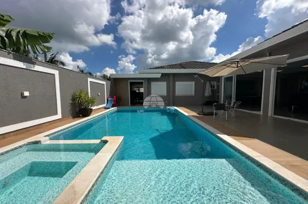 Casa com 3 Quartos à venda, 198m² no Fraron, Pato Branco
