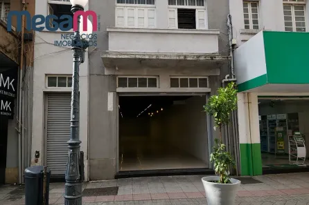 Ponto Comercial para alugar, 300m² no Centro, Florianópolis