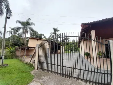 Fazenda/Sítio com 3 Quartos à venda, 10m² no Rio Abaixo, Jacareí