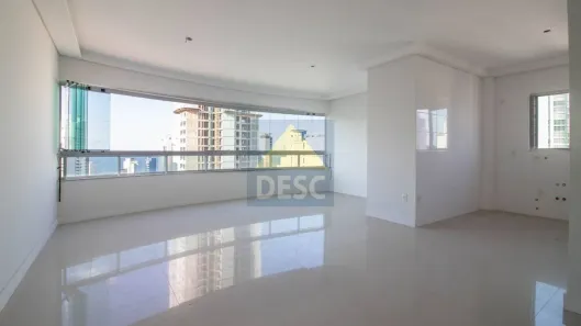 Apartamento com 3 Quartos à venda, 130m² no Centro, Balneário Camboriú
