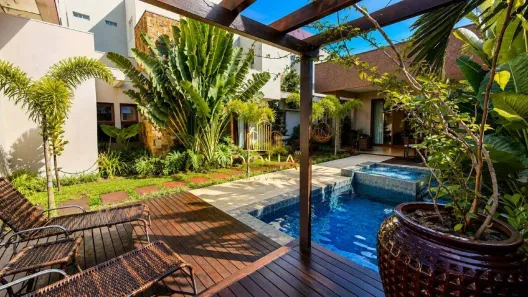 Casa com 3 Quartos à venda, 299m² no FAG, Cascavel