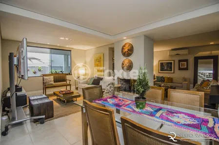 Casa com 3 Quartos à venda, 266m² no Boa Vista, Porto Alegre