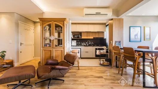 Apartamento com 2 Quartos à venda, 59m² no Chácara das Pedras, Porto Alegre