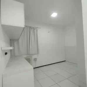 Apartamento com 2 Quartos para alugar, 57m² no Calhau, São Luís