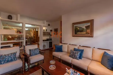 Casa com 4 Quartos à venda, 243m² no Alípio de Melo, Belo Horizonte