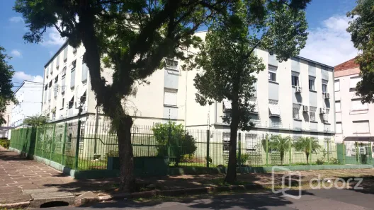 Apartamento com 2 Quartos à venda, 60m² no São Sebastião, Porto Alegre
