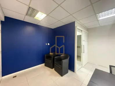 Sala Comercial com 3 Quartos para alugar, 64m² no Jardim Apolo I, São José dos Campos