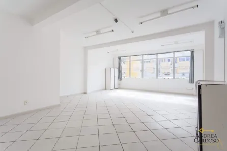 Sala Comercial para alugar, 125m² no Centro, Florianópolis