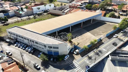 Prédio Comercial para alugar, 2617m² no Higienópolis, Piracicaba