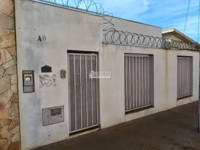Casa com 1 Quarto para alugar, 10m² no Jardim Santa Maria, Igarapava
