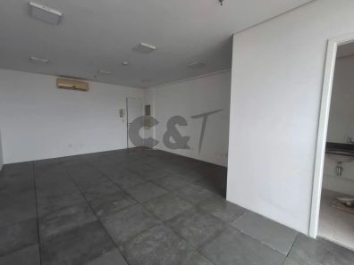 Sala Comercial à venda, 43m² no Chácara Santo Antônio (Zona Sul), São Paulo