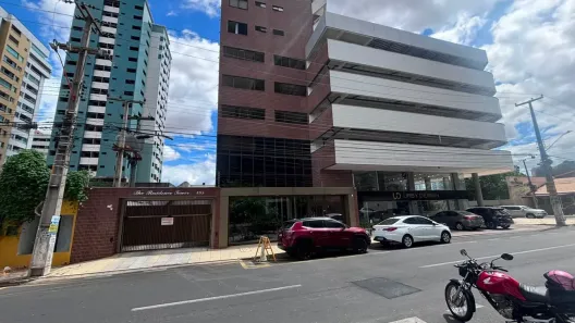 Apartamento com 1 Quarto para alugar, 53m² no Jóquei, Teresina