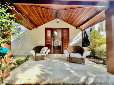 Casa de Condomínio com 3 Quartos à venda, 390m² no Granja Viana, Cotia