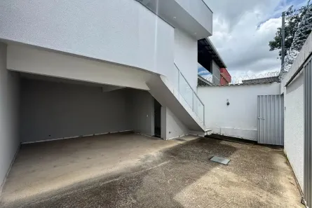 Casa com 3 Quartos à venda, 134m² no Nacional, Contagem