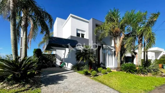 Sobrado com 4 Quartos à venda, 195m² no XANGRI-LÁ, Xangri-lá