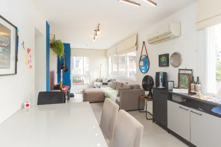 Apartamento com 2 Quartos para alugar, 77m² no Petrópolis, Porto Alegre
