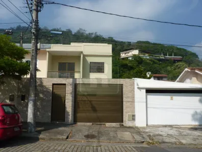 Casa com 3 Quartos à venda, 220m² no São Francisco, Niterói