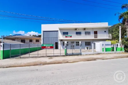 Galpão/Depósito/Armazém para alugar, 1395m² no Aririú, Palhoça
