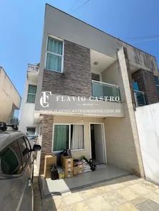 Sobrado com 3 Quartos à venda, 130m² no Centro, Eusébio