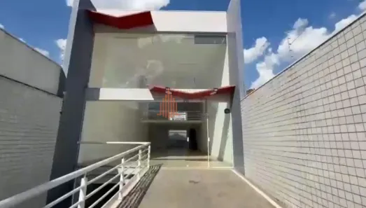 Prédio Comercial para alugar, 450m² no Quarta Parada, São Paulo