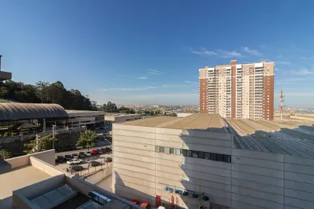 Apartamento com 2 Quartos para alugar, 64m² no Centro Comercial Jubran, Barueri