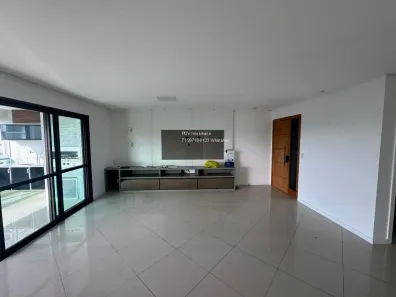 Apartamento com 4 Quartos para alugar, 195m² no Patamares, Salvador