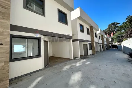 Casa com 2 Quartos à venda, 88m² no Praia da Bandeira, Rio de Janeiro