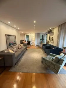 Apartamento com 3 Quartos à venda, 210m² no Vila Nova Conceição, São Paulo