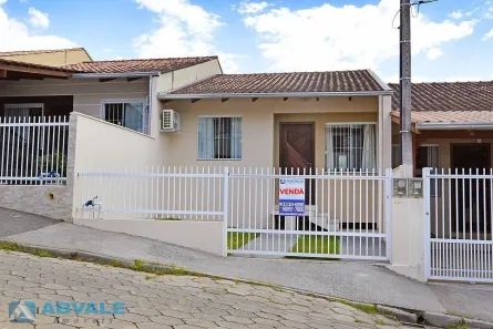 Casa com 2 Quartos à venda, 57m² no Velha Central, Blumenau