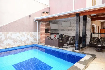 Sobrado com 4 Quartos à venda, 307m² no Jardim dos Ipês, Suzano