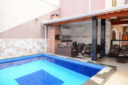 Sobrado com 4 Quartos à venda, 307m² no Jardim Imperador, Suzano