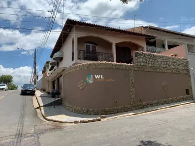 Casa com 3 Quartos à venda, 275m² no Vila Pasti, Louveira