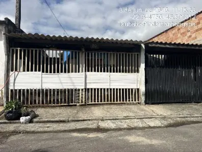 Casa com 2 Quartos à venda, 125m² no Conjunto Residencial Araretama, Pindamonhangaba