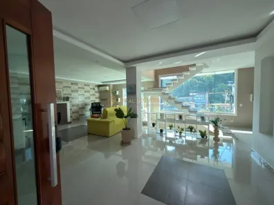 Casa com 5 Quartos à venda, 800m² no Taquara, Rio de Janeiro