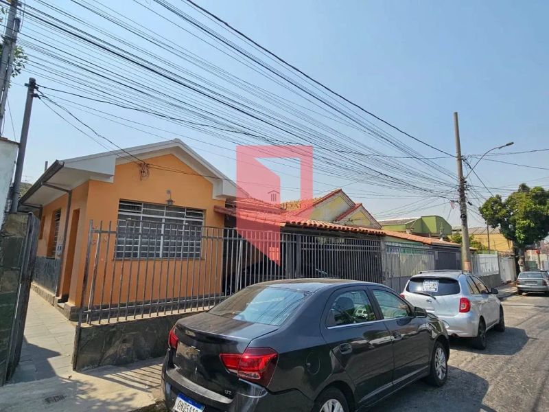 Casa com 3 quartos — Caiçaras, Belo Horizonte