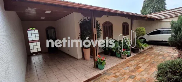 Casa com 5 Quartos à venda, 360m² no Maria Goretti, Belo Horizonte