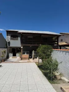 Casa com 6 Quartos à venda, 360m² no Maravista, Niterói