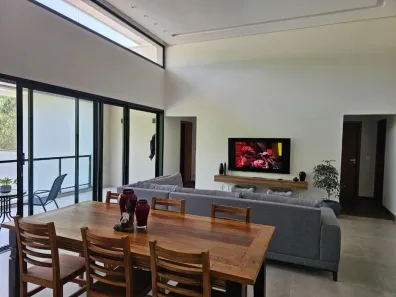 Casa de Condomínio com 4 Quartos à venda, 394m² no Ivoturucaia, Jundiaí