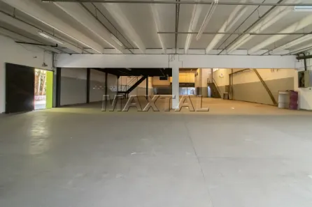Galpão/Depósito/Armazém para alugar, 2000m² no Jardim Regina Alice, Barueri