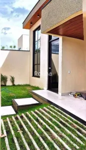 Casa com 3 Quartos à venda, 150m² no Jardim Inconfidência, Uberlândia